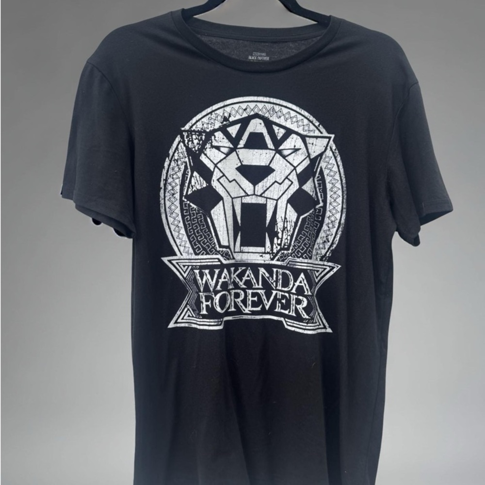 Black Panther: Wakanda Forever Graphic T Shirt Mens Size Medium (Black/White)